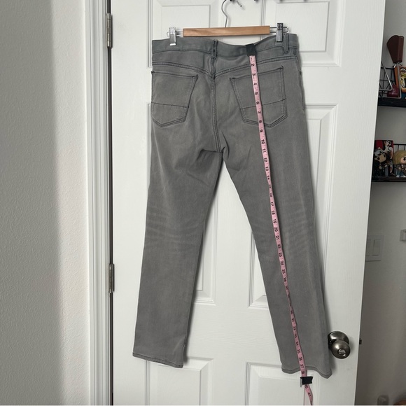 Banana Republic Jeans Mens 32x30 Gray Traveler Slim 5 Pocket Denim - Picture 4 of 6